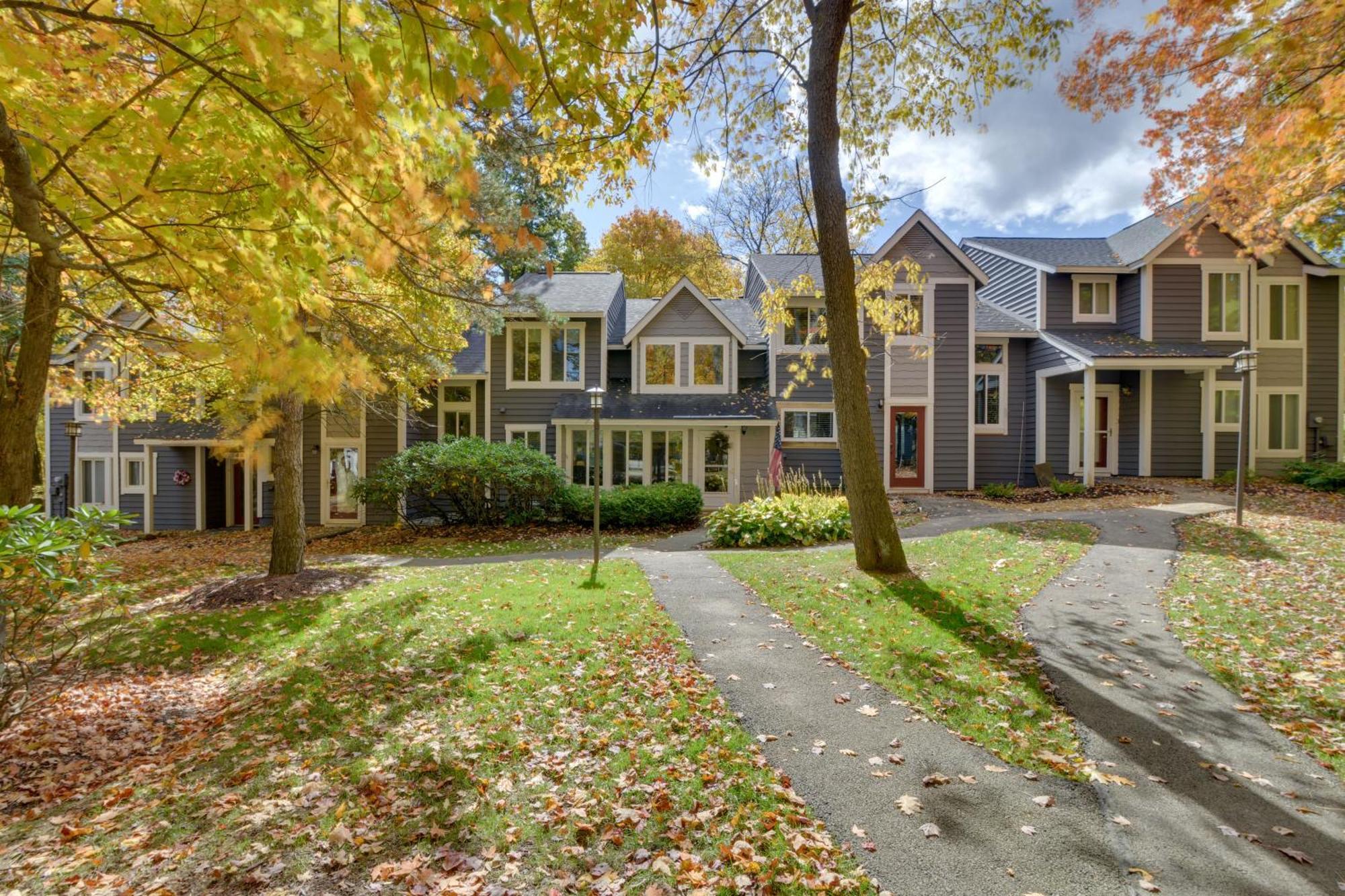 Charming Hidden Valley Resort Home Walk To Slopes Champion Exterior photo